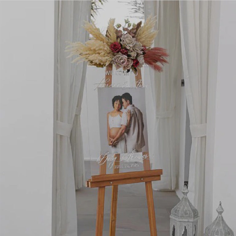 Welcome sign with Photo