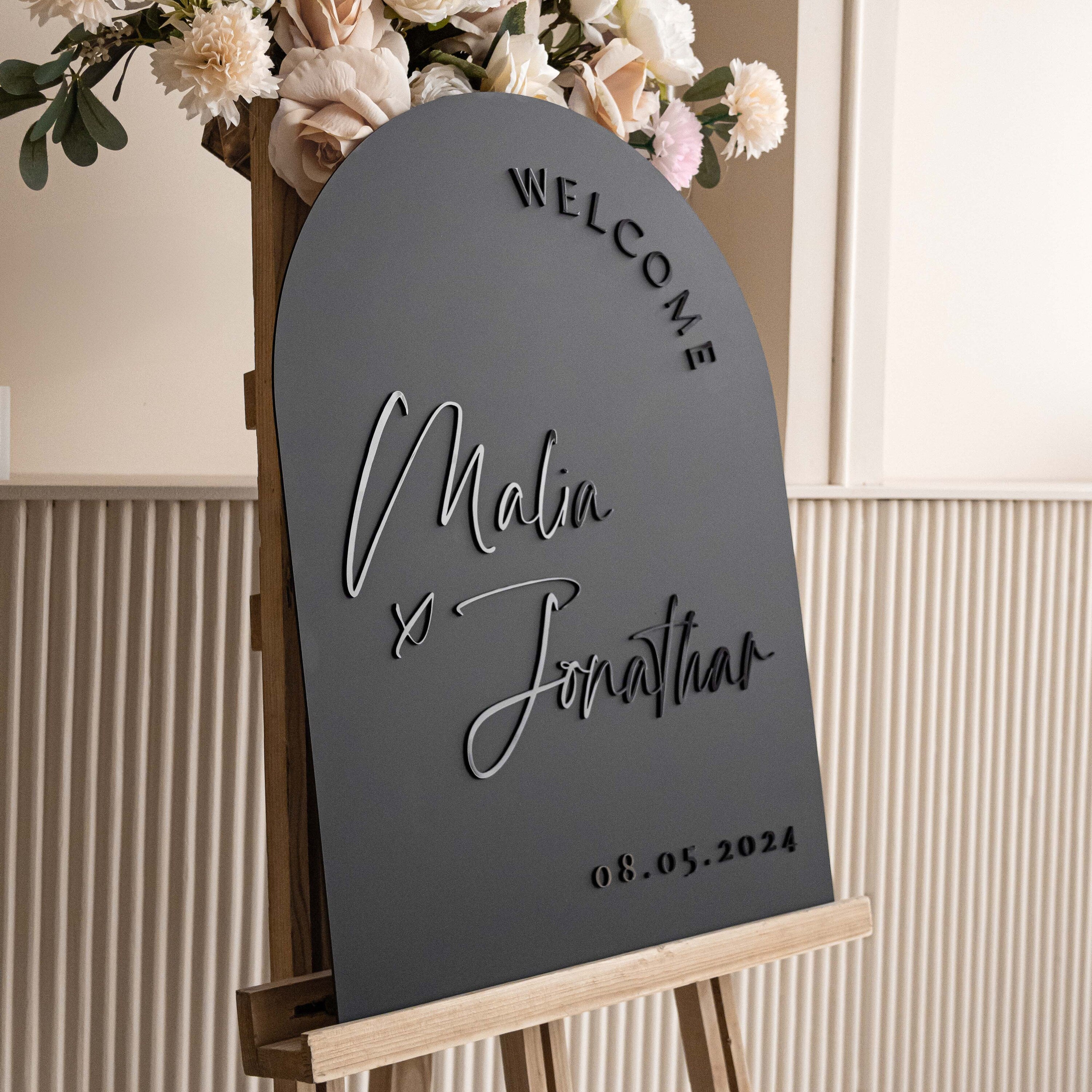 Arched Black Wedding Signs - Matte Black Acrylic Welcome Sign - Wedding Reception Decor - Wedding Ceremony Sign - modern wedding sign