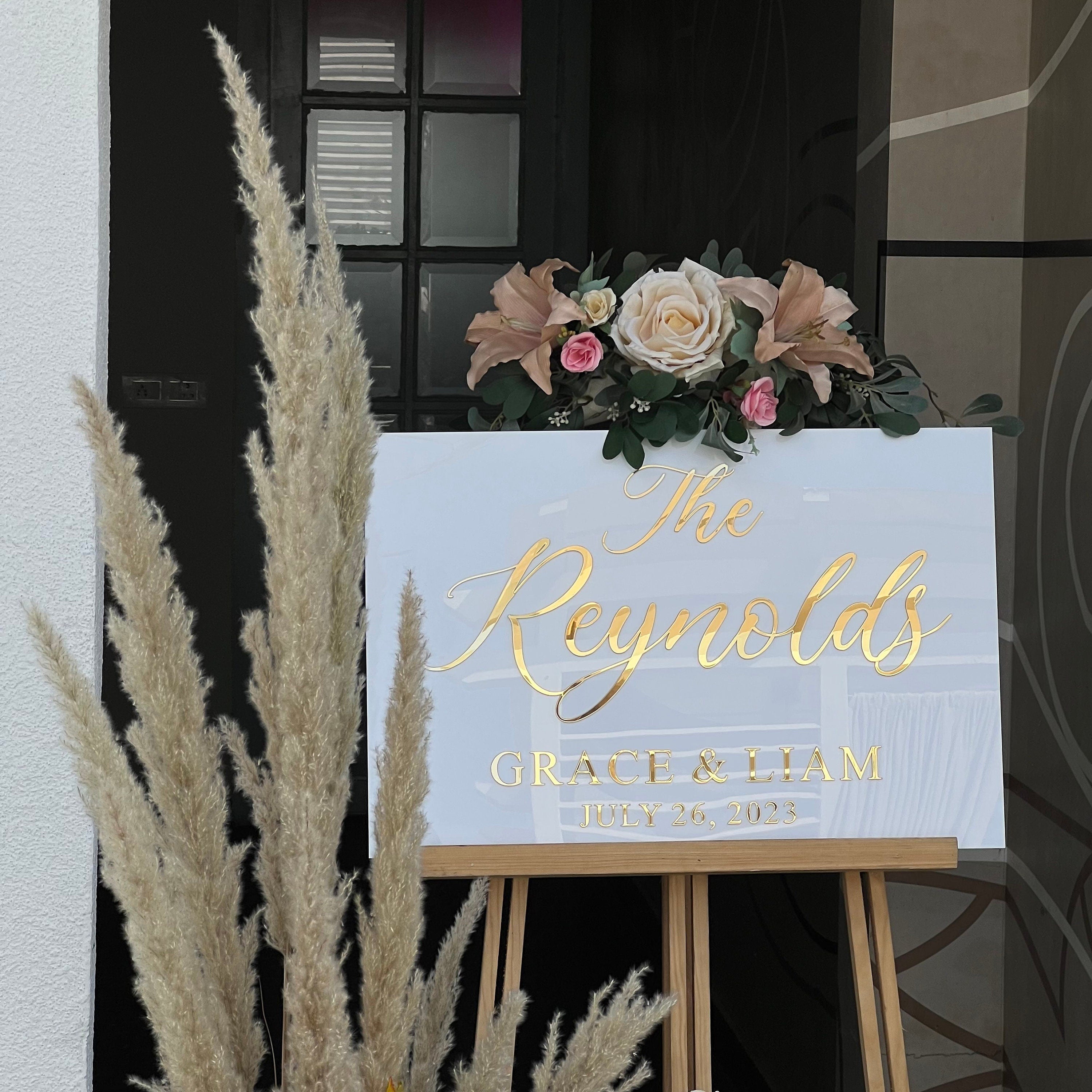 Last Name Welcome Sign