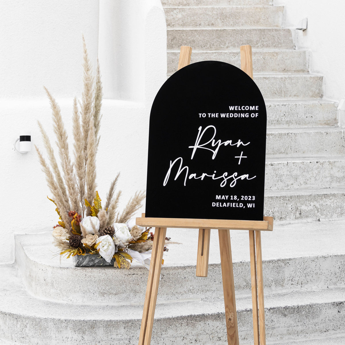 Arched Welcome Sign